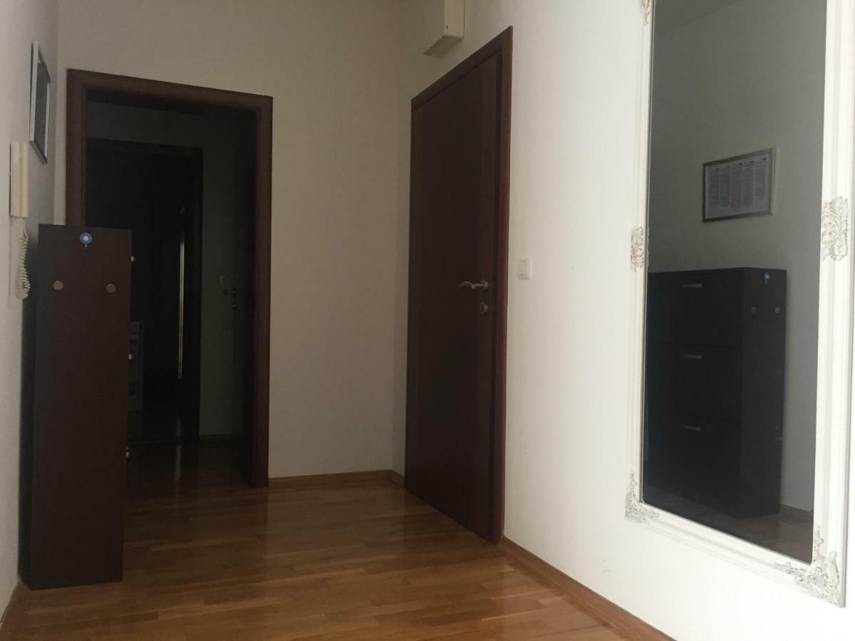 City & Sea Apartments Budva Bagian luar foto