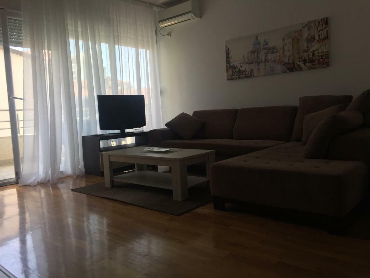 City & Sea Apartments Budva Bagian luar foto